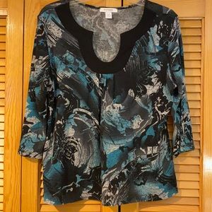 Black and green 3/4 sleeve shirt PXL